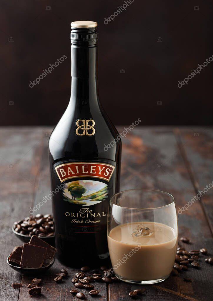 BAILEYS SHOT