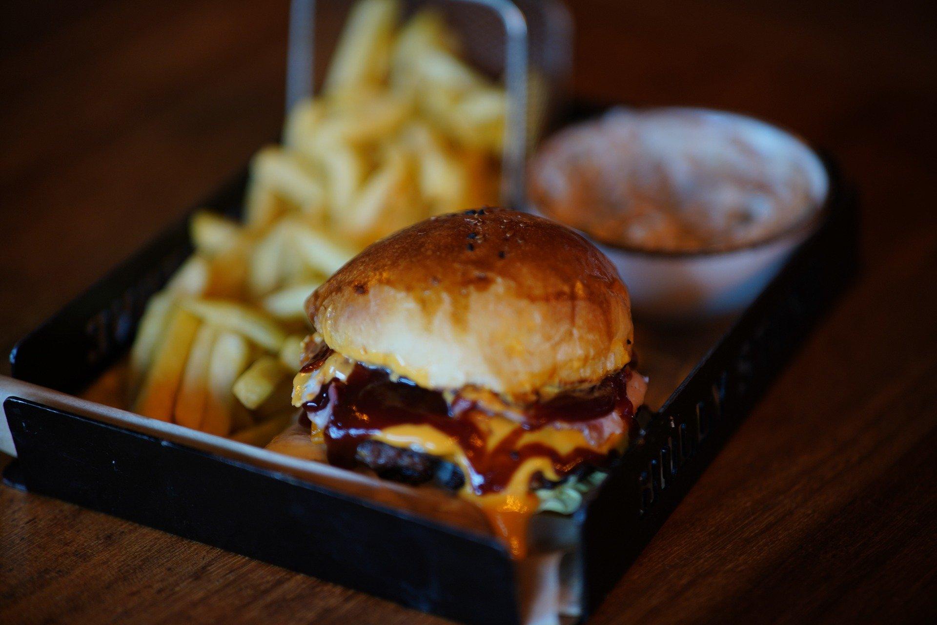 BBQ BURGER